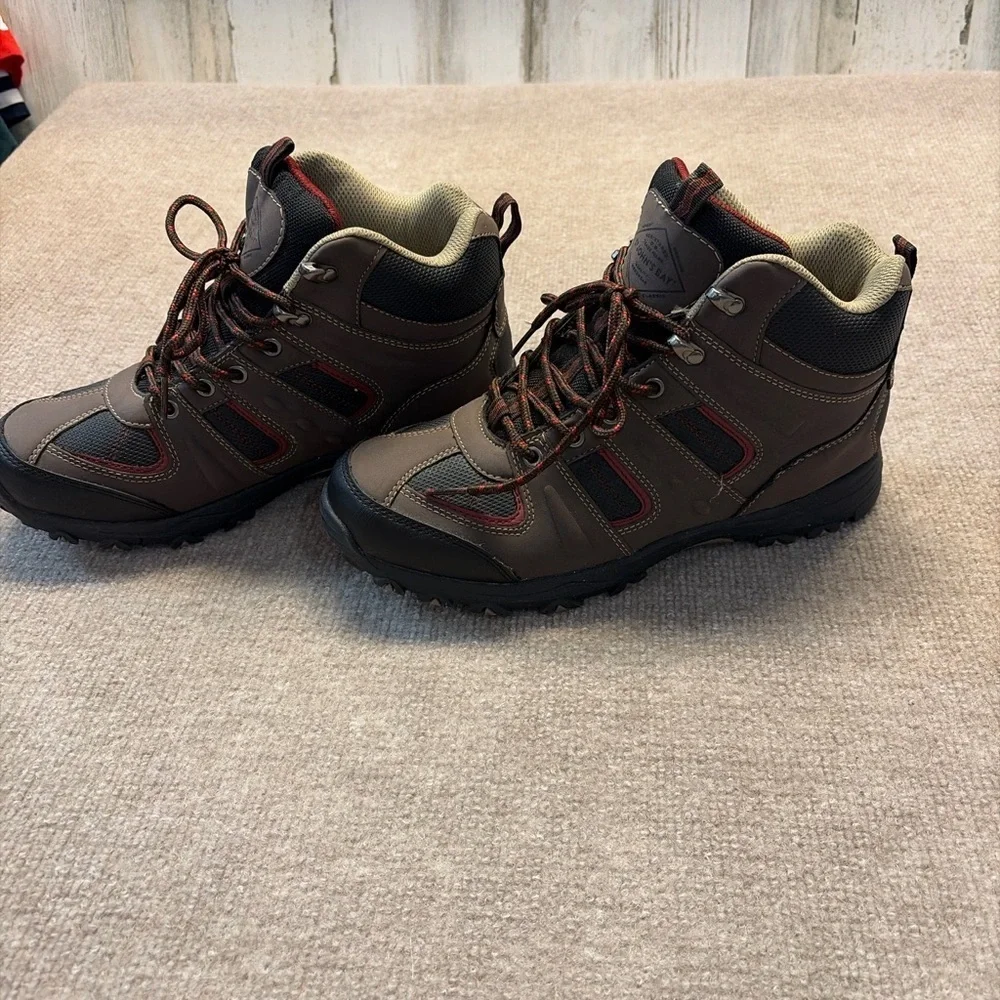 St. John’s Bay Outdoor Hiking Boots — Brown/Black/Red — Size 8.5